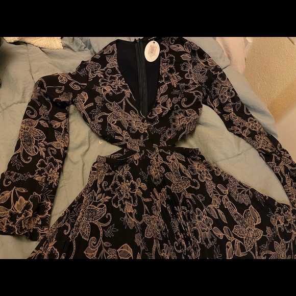 Olivaceous henna floral maxi dress - Picture 5 of 6